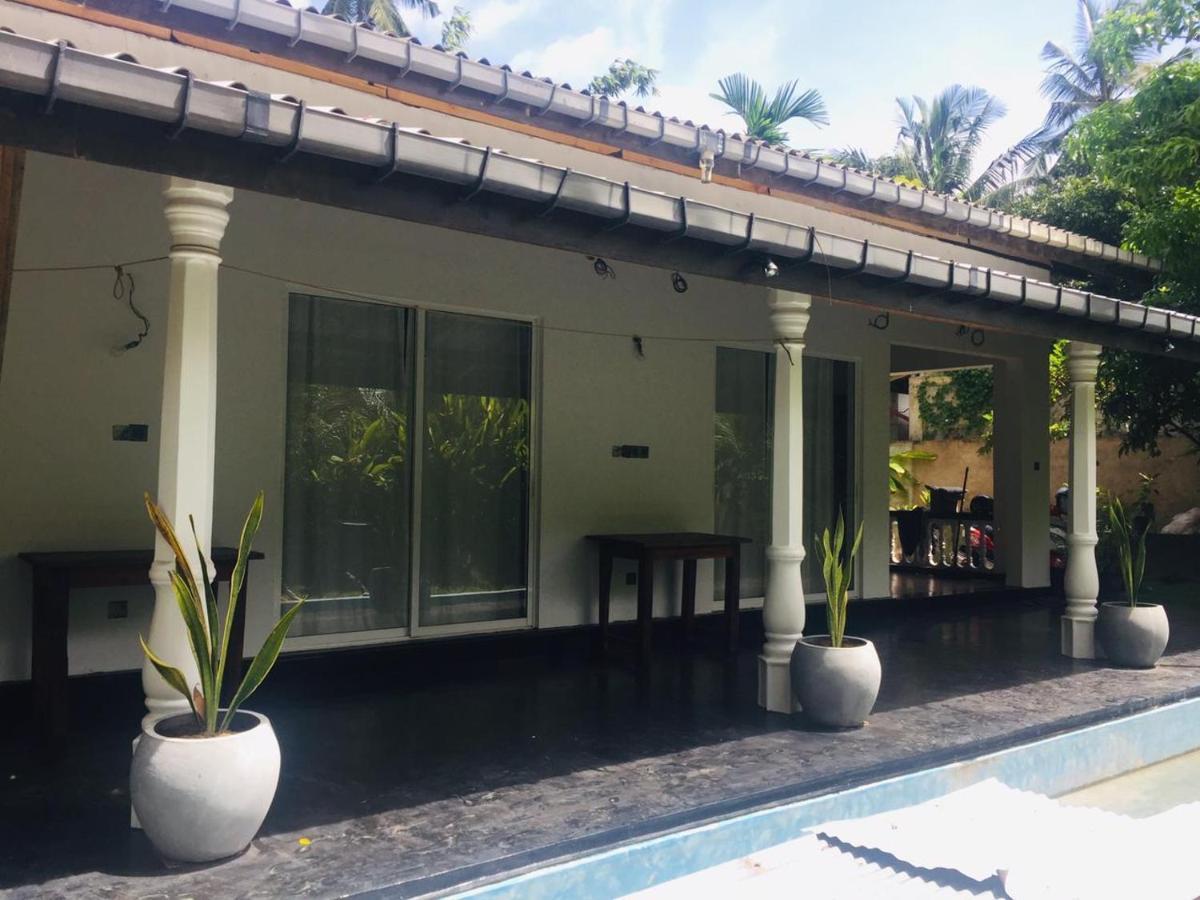 Holiday home Happy Three Homes Hikkaduwa