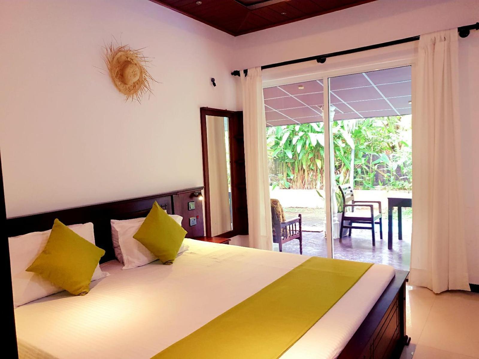 Happy Three Homes Holiday home Hikkaduwa